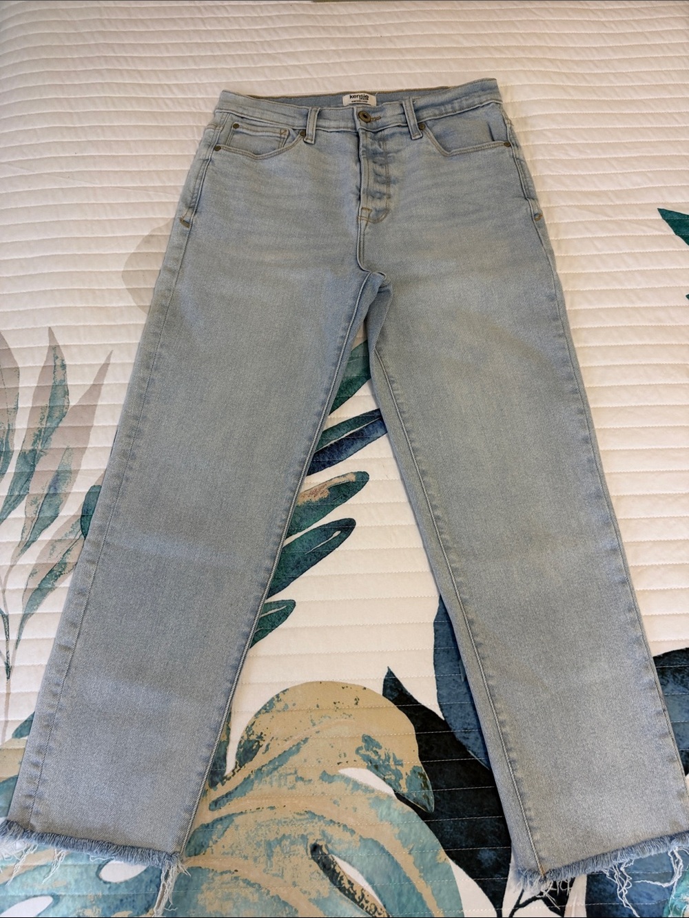 Kenzie Light Blue Cropped Straight Jeans